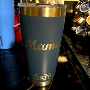 Like New condition!! Engraved 20 oz Yeti tumbler in Navy Blue